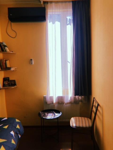 Home Away Home In Heart Of 트빌리시 외부 사진